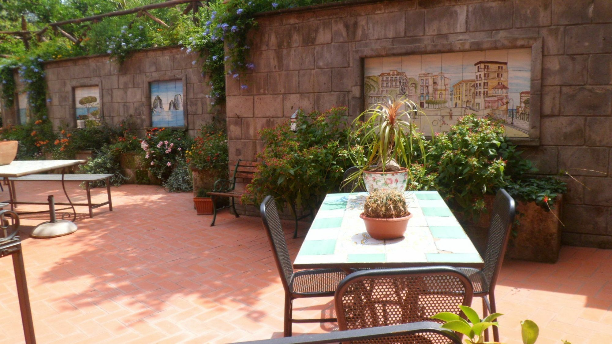 Sorrento Home Exterior photo